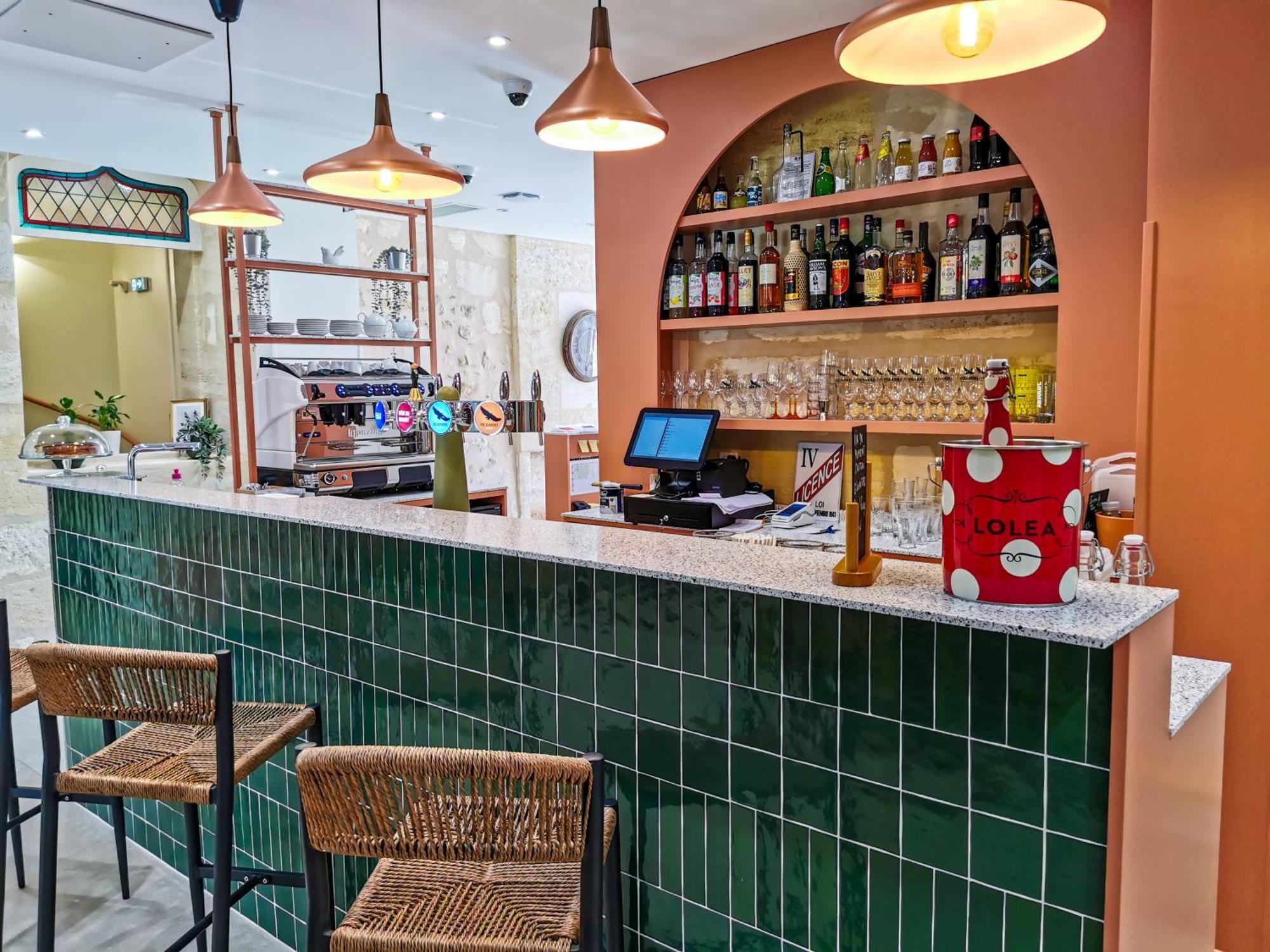 Ostello Bloom Bar & Garden Bordeaux